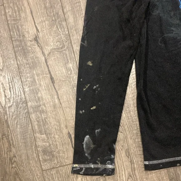 No Boundaries Black and Blue Long Sleeve Tee with paint stains size XL - Picture 8 of 10